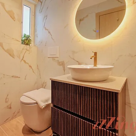 Capardi Boutique - Private In Malta